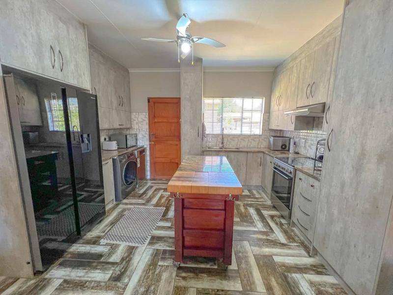 3 Bedroom Property for Sale in Sasolburg Ext 11 Free State